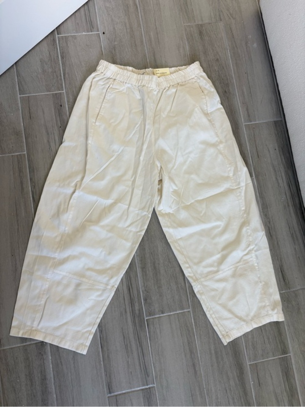NWT Max Studio London Barrel Leg Trousers - Ecru Cream - Size XL - 100% Cotton